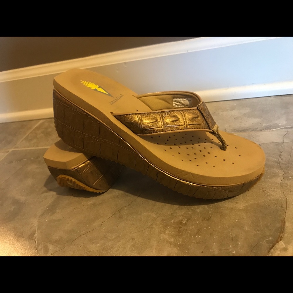 Metallic Volatile Wedge Sandals